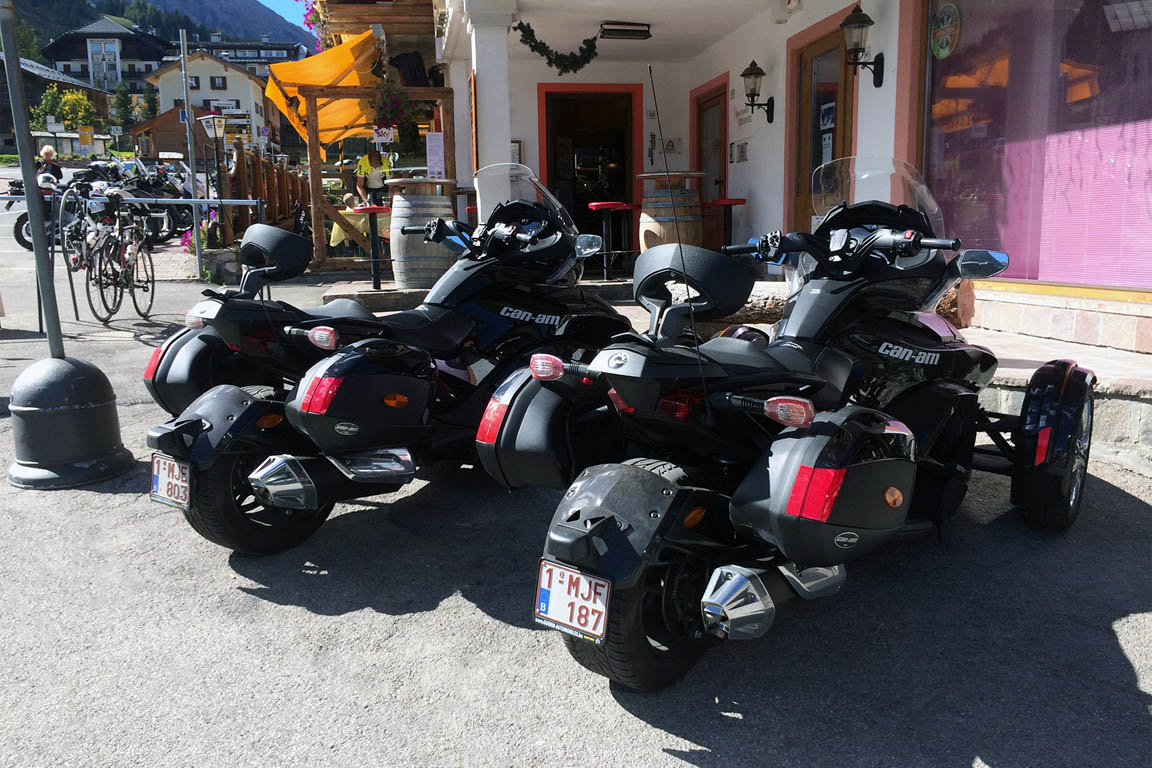 Motorrad Restaurant Arabba Dolomiten